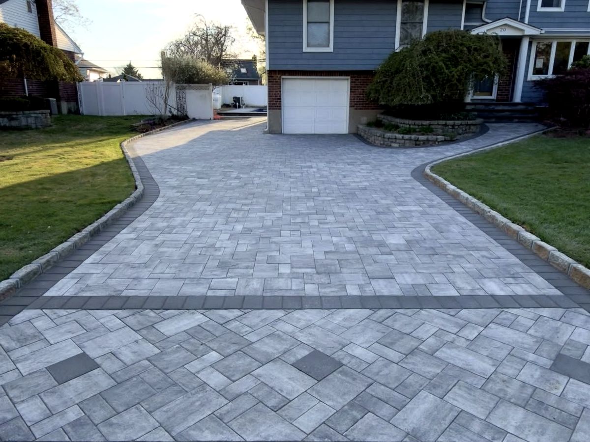 Paver entryway and driveway by CNI Western in Montgomery County, PA